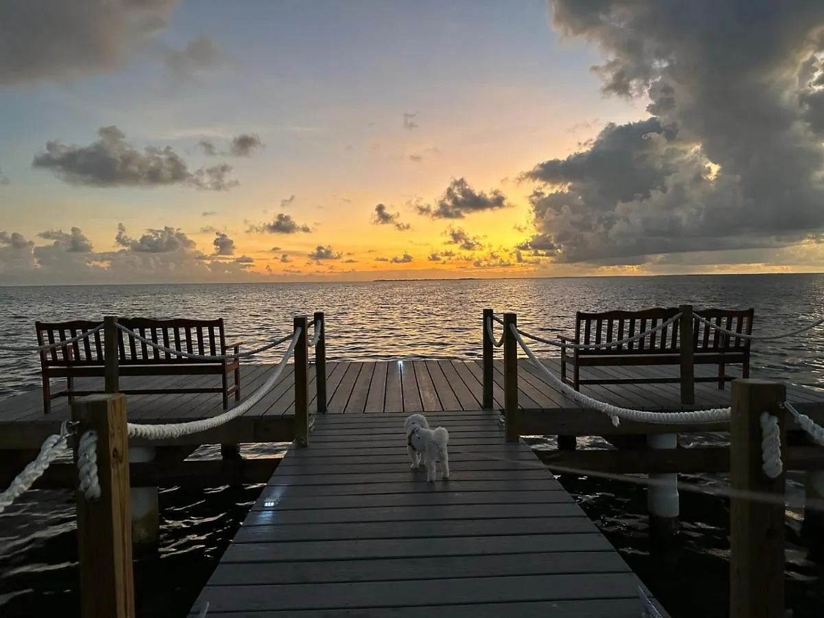 The Grand Caymanian Resort George Town 3*,  Cayman Islands