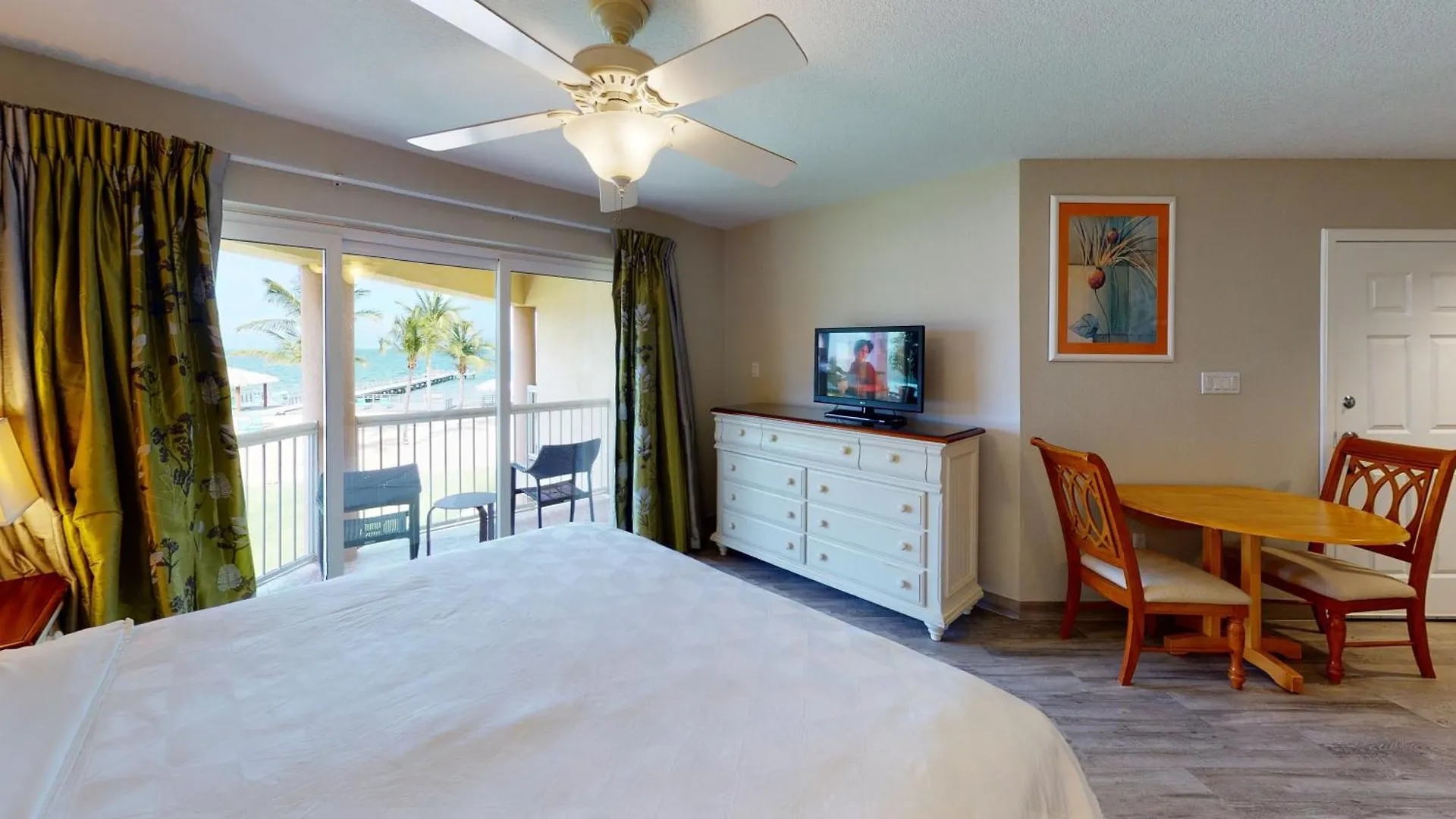 The Grand Caymanian Resort George Town 3*,